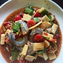 ตำหน่อไม้กุ้งสด