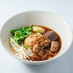 บะหมี่ไก่ตุ๋น