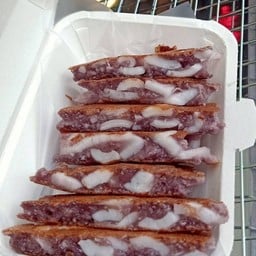 ขนมบ้าบิ่นมะพร้าวอ่อน ศูนย์อาหารข้างวัดโบสถ์น้อย ศูนย์อาหารข้างวัดโบสถ์น้อย