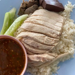 ข้าวมันไก่ (เนื้อ อก)