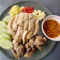 ข้าวมันไก่ หน้าซอย เปิด 8.00-22.00 น. ทุกวัน