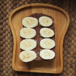 ขนมปังปิ้ง นูเทลล่า+กล้วย