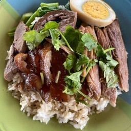 โคตรกะเพราพริกแห้ง