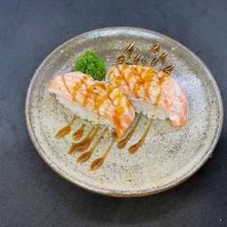 ซูชิท้องแซลมอนย่าง 1คำ