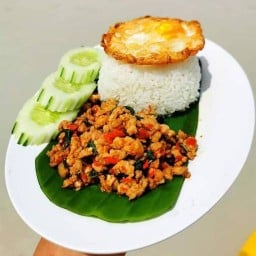 ออกัส กะเพราควาย