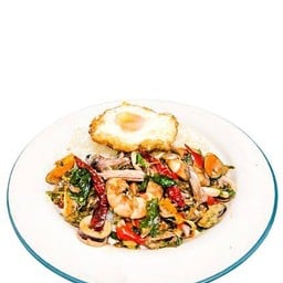 กะเพราไม่ใส่ถั่ว สาขาที่ 2 ถ้าขายดีจะไปเปิดสาขา 1