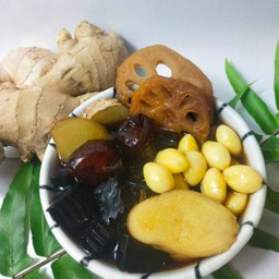 น้ำขิง ทรงเครื่อง