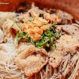 ก๋วยเตี๋ยวเรือหมู