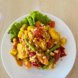 ส้มตำข้าวโพดไข่เค็ม
