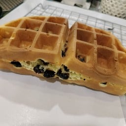 วาฟเฟิลหน้านุ่มใส้ทะลัก