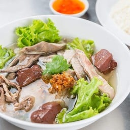 โจ๊กพี่ยุ้ย&ต้มเลือดหมูตลาดบางเขน