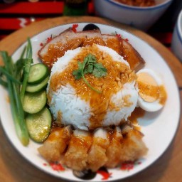 ต้มเลือดหมู+ข้าวหมูกรอบ+บะหมี่หมูแดงคุณนายBy.SameSame👨🍳👩🍳⭕️✔️