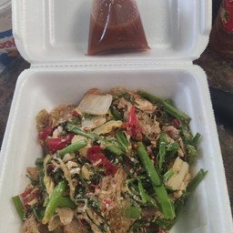 สุกี้หมูแห้ง