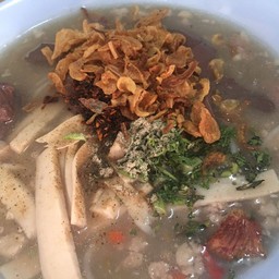ก๋วยจั๊บญวนแม่โอ๋  เอื้อวัดกู้2