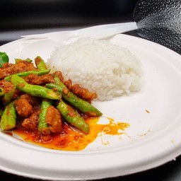 ข้าวพริกแกงไก่