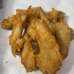 ปลายปีกไก่ทอดกรอบเขย่าผง