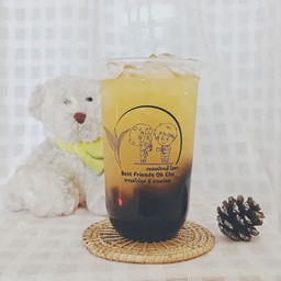 ชาเขียวลิ้นจี่