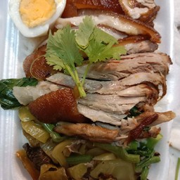 ข้าวขาหมู