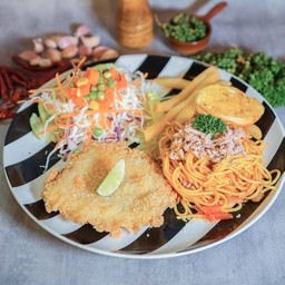 สเต็กปลาดอลลี่จูเนียร์ทอด+สปาเก็ตตี้ทูน่า