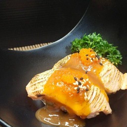 ซูชิแซลมอนมิโซะ
