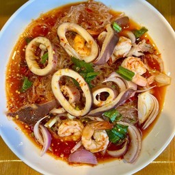 ยำวุ้นเส้นทะเล
