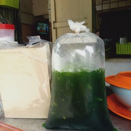 ร้านชาจ้ำม้ำ