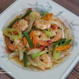 ผัดพริกหยวกกุ้งกับข้าว