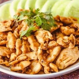 ไก่กระเทียม(กับข้าว)