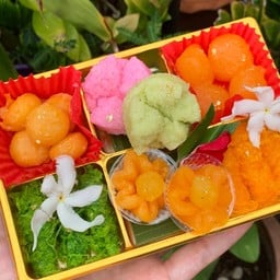 ชุดมงคล ๖ ช่อง เซต B(ถ้วยฟู)