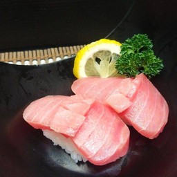 ซูชิทูน่า