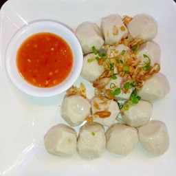 ✌ลูกชิ้นปลาลวกจิ้ม(8ลูก)