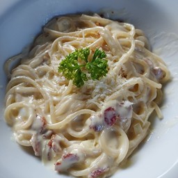 สปาเกตตี้คาโบนาร่า