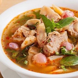 ต้มแซ่บกระดูกหมู