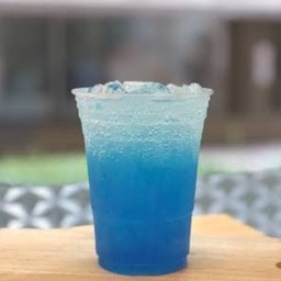 น้ำบลูฮาวายโซดา