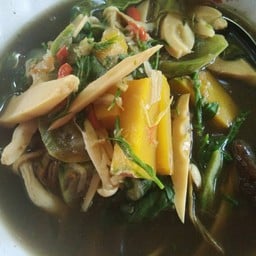 แกงเปรอะหน่อไม้