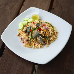 ข้าวผัดปลาทู