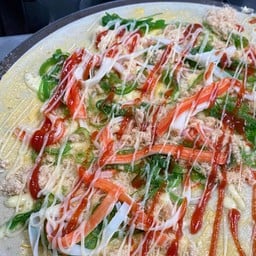 เครปไข่ไก่ ชีส ปูอัด หมูหยอง ยำสาหร่าย ไข่กุ้ง