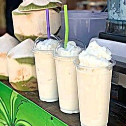 ชานชลาหน้าคุ้ม