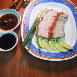 หมูกรอบ เปล่าๆ