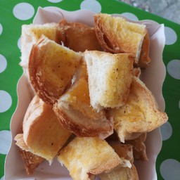 ปังปิ้ง เนย - น้ำตาล