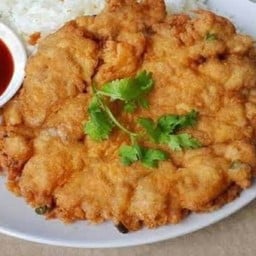 ตามสั่งในซอย&ปลาหมึกน้ำจิ้มรสแซ่บ