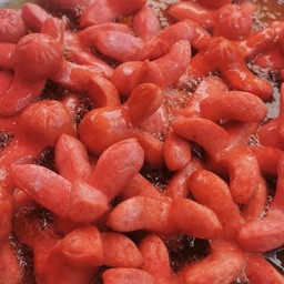 ชุดไอ้แดง