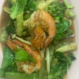 ผัดผักรวมกุ้ง