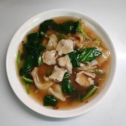 ราดหน้าหมู