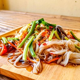 ตำขนมจีน