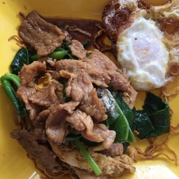 บะหมี่กรอบผัดซีอิ๊ว+ไข่โป๊ะ