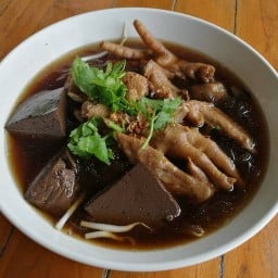 ต้มเส้นป้านัน