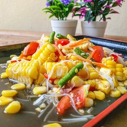 ยำข้าวโพด