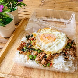 กระเพราหมูสับ