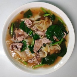 ราดหน้าเนื้อ